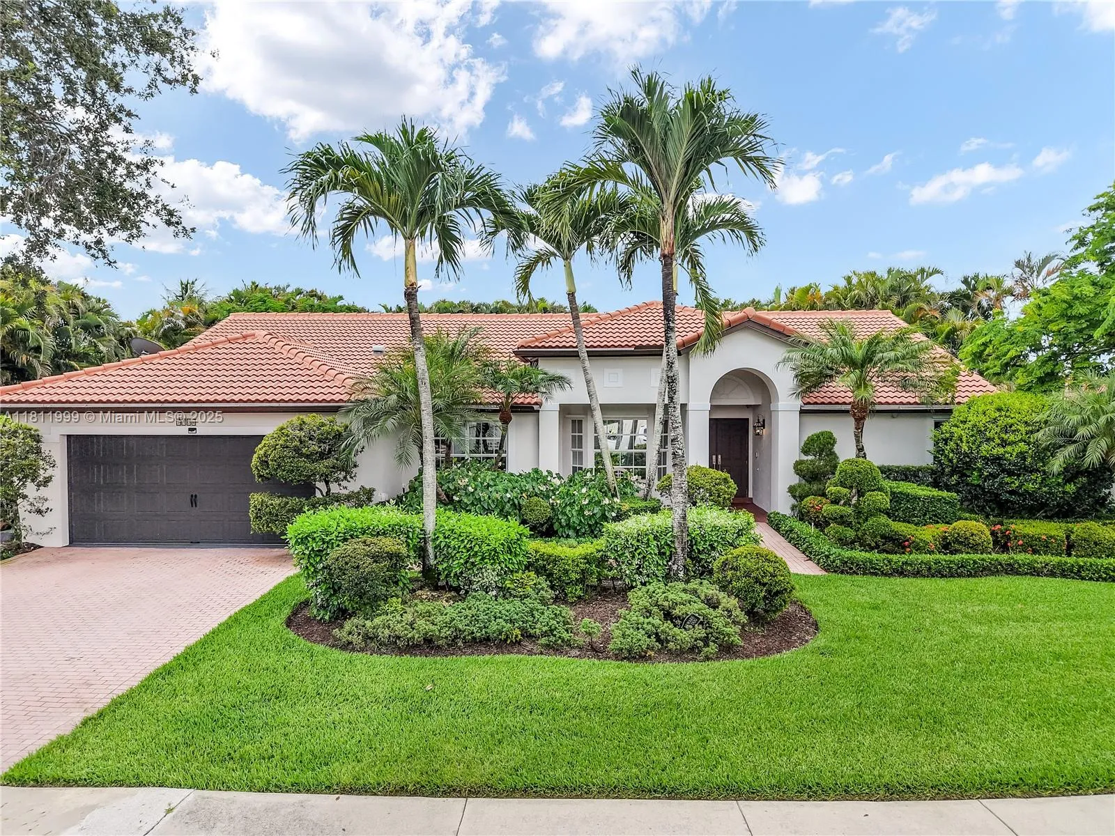 3 bedroom 2 bath for sale at 1304 NW 127th Dr, Sunrise FL 33323