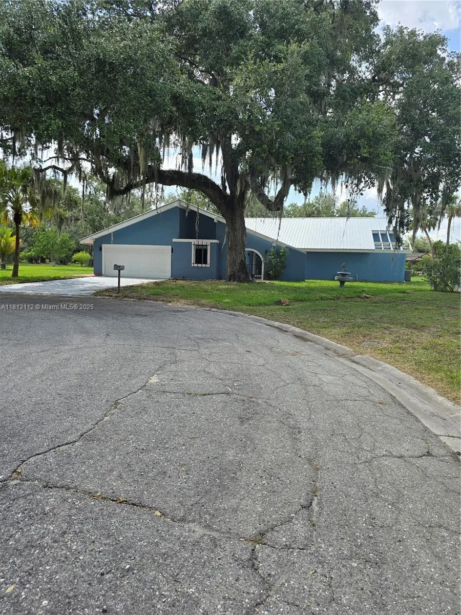 4508 Fire Court, La Belle FL 33935
