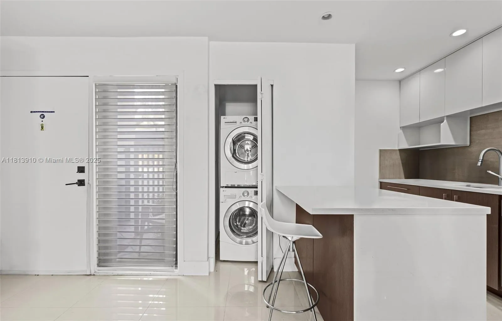 2715 Tigertail Ave # 102, Miami FL 33133