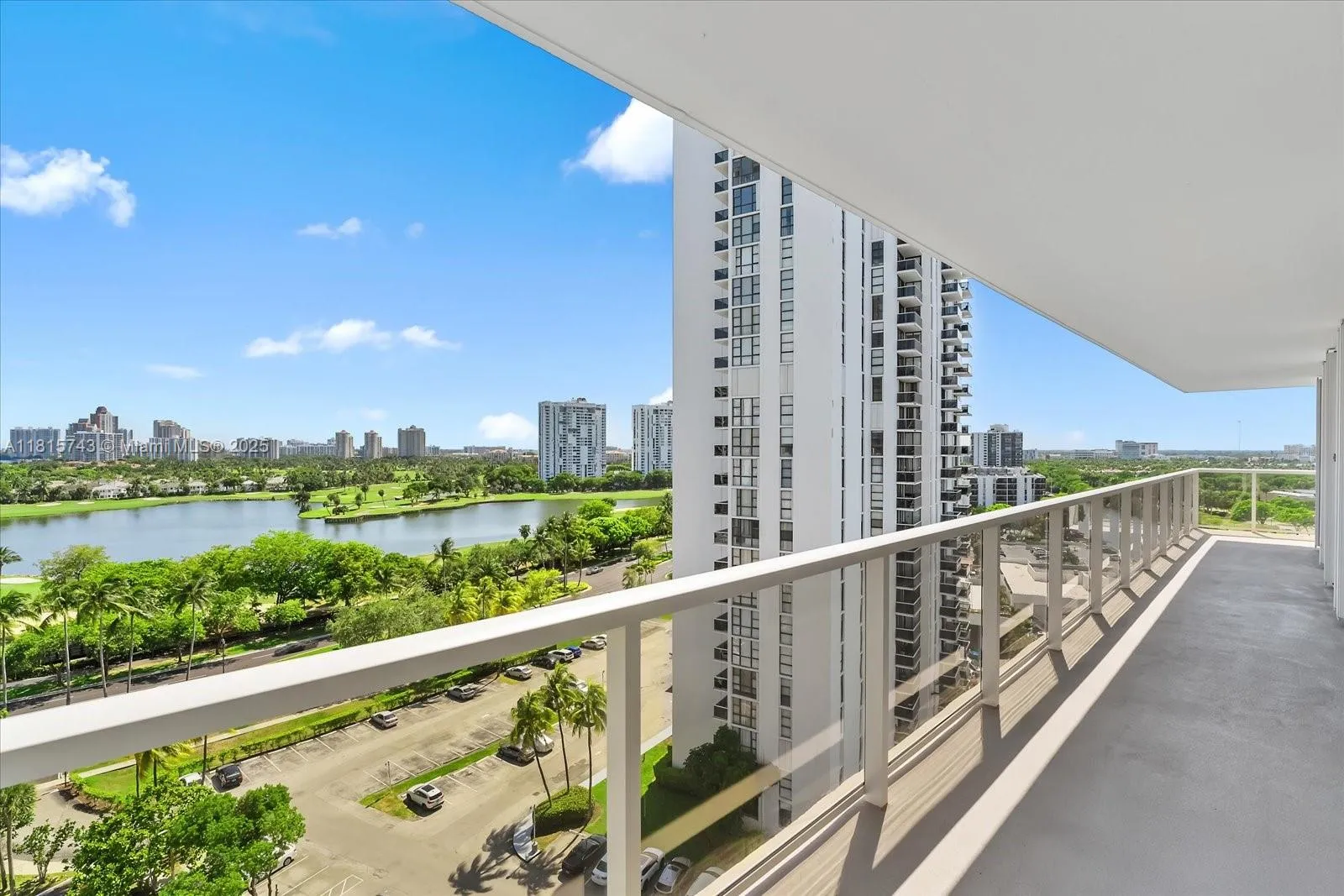 3701 N Country Club Dr # 1407, Aventura FL 33180