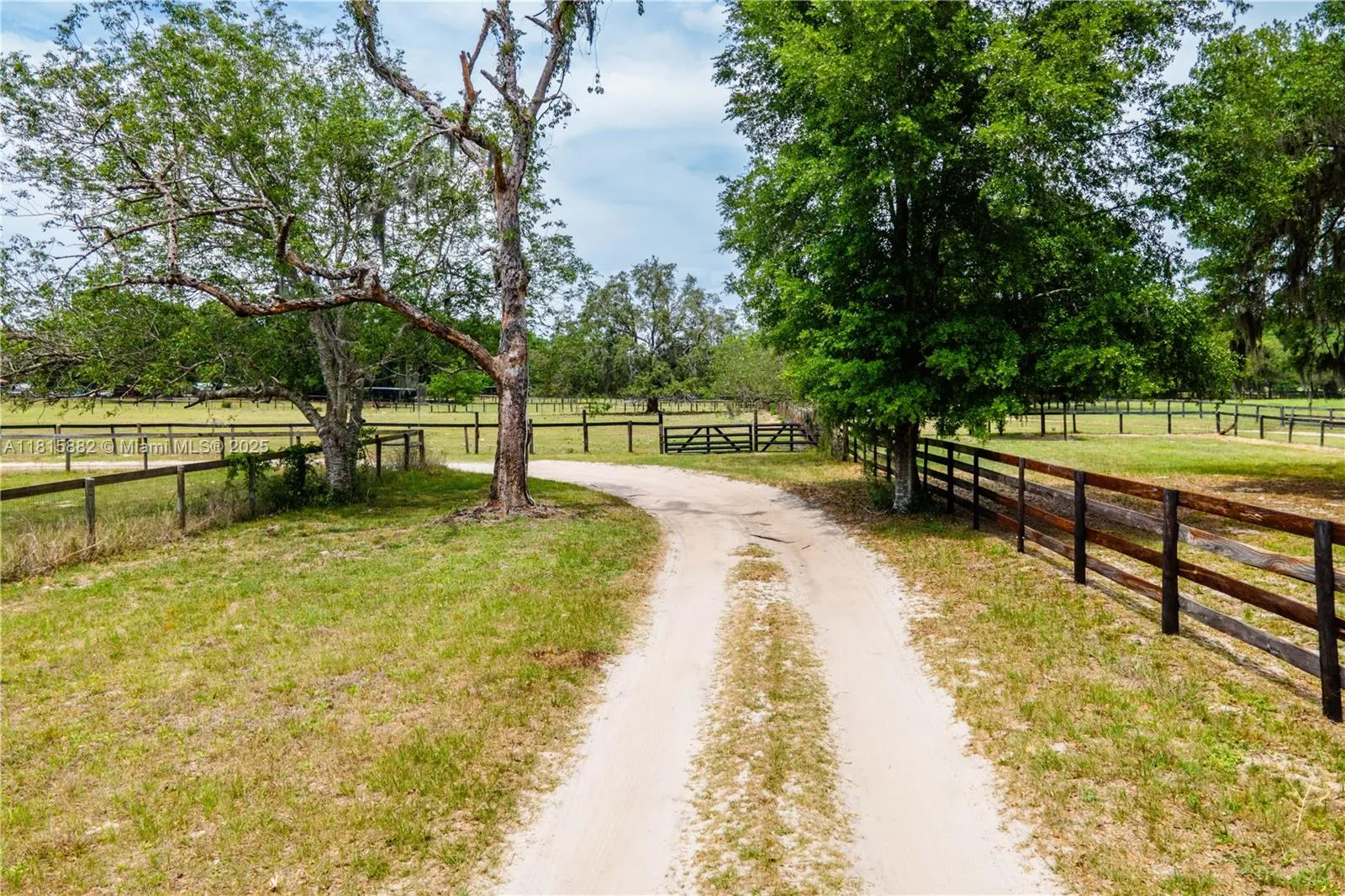 10631 W HWY 40, Ocala FL 34482