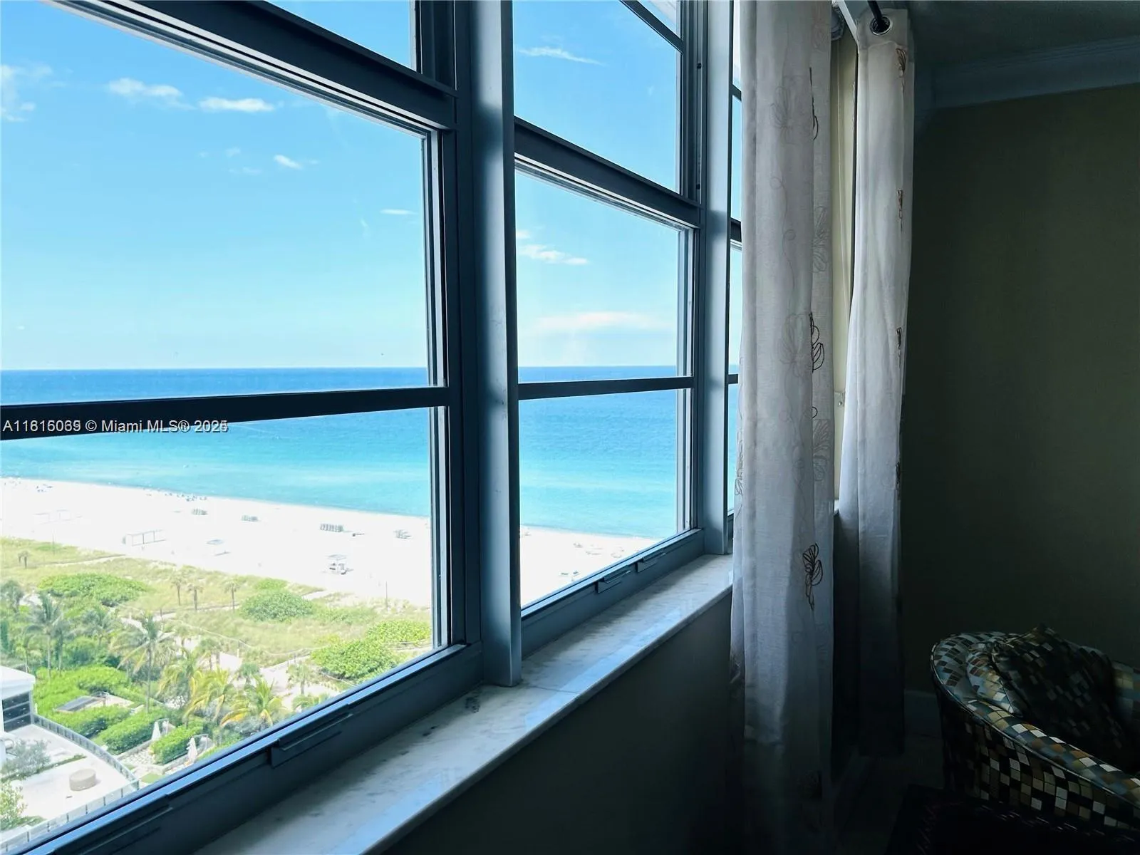 5825 Collins Ave, Miami Beach FL 33140