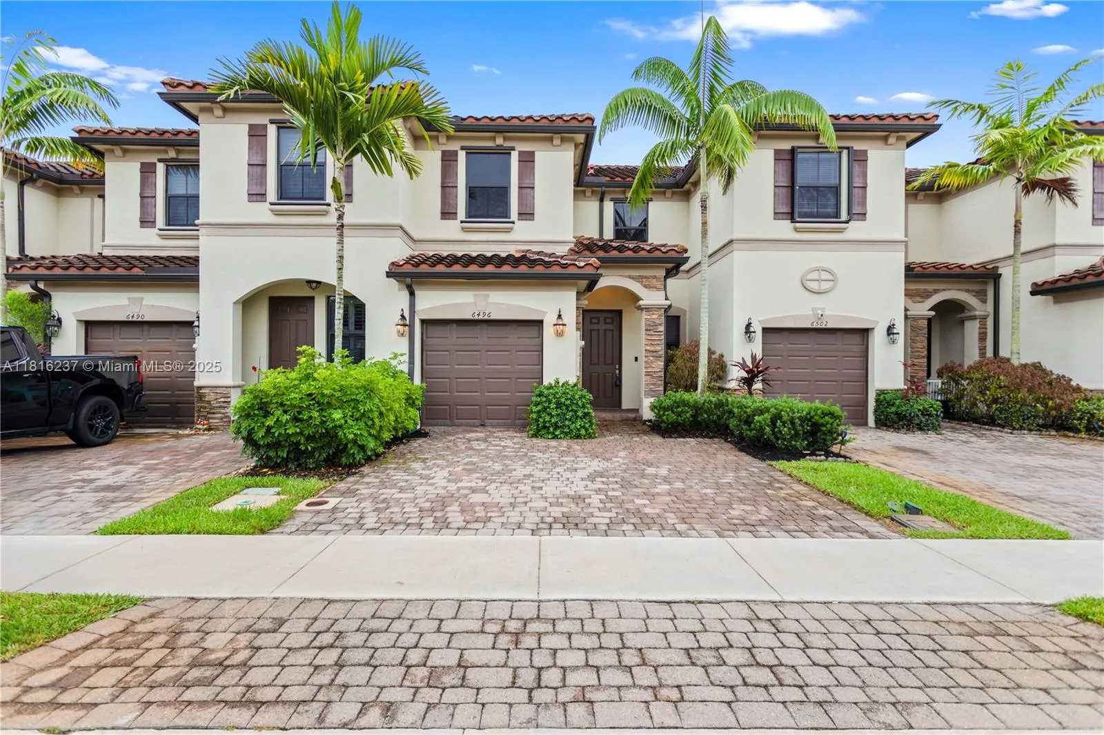 3 bedroom 2 bath for sale at 6496 S Anise Ct, Davie FL 33314