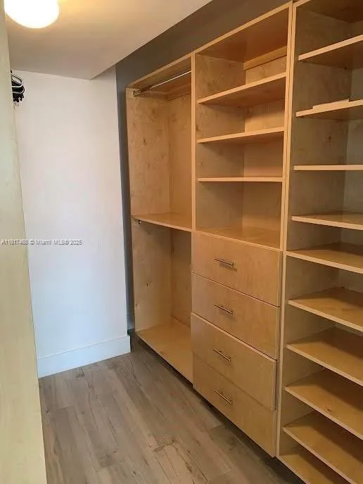 6039 Collins Ave # 1131, Miami Beach FL 33140