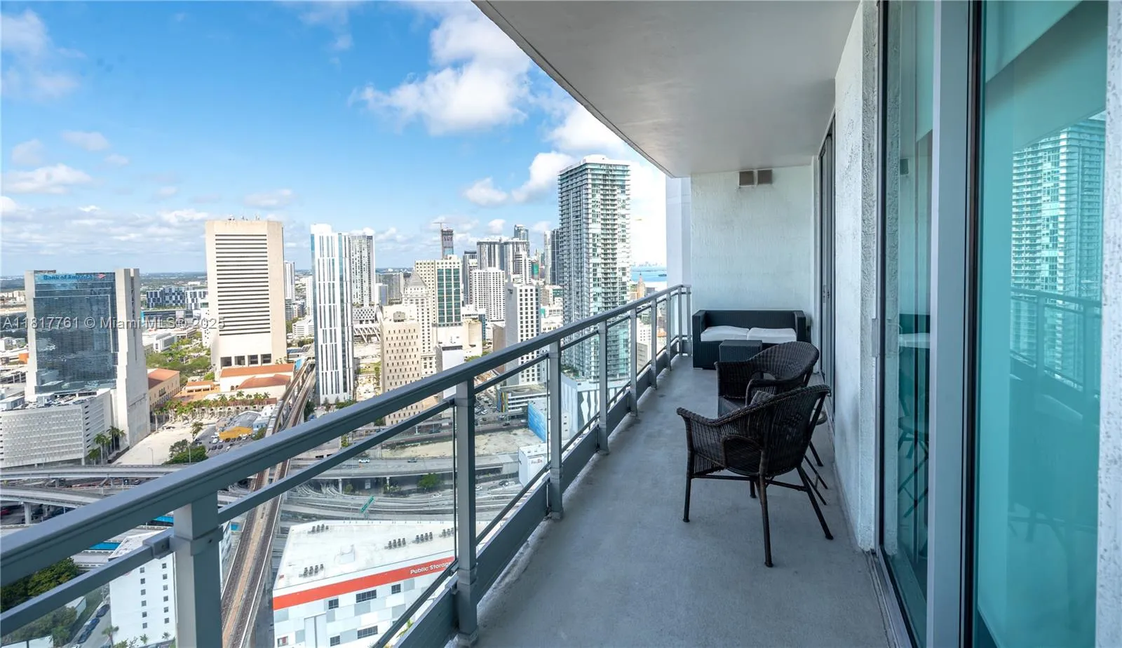 2 bedroom 2 bath for sale at 90 SW 3rd St # 3707, Miami FL 33130