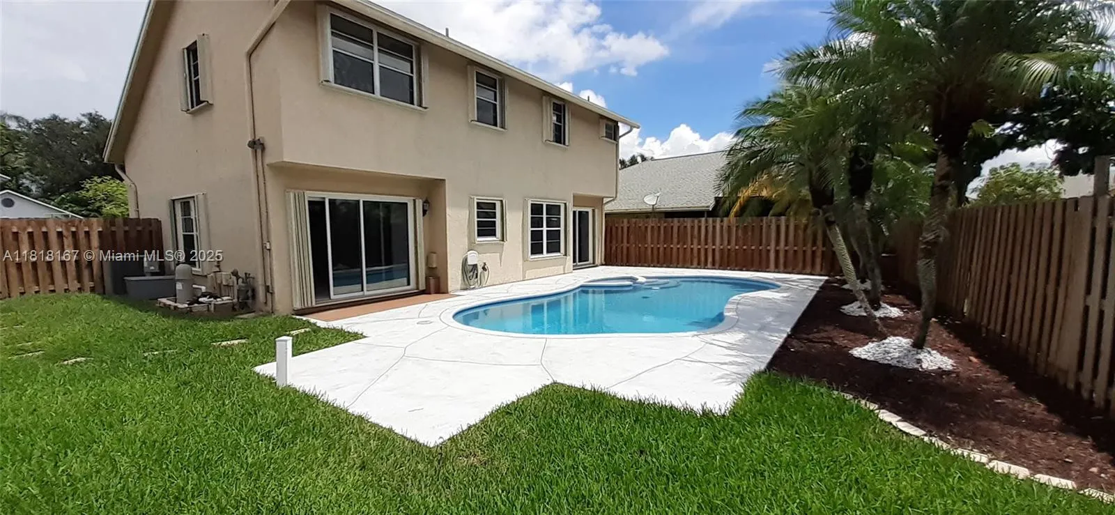 12277 NW 33rd St, Sunrise FL 33323