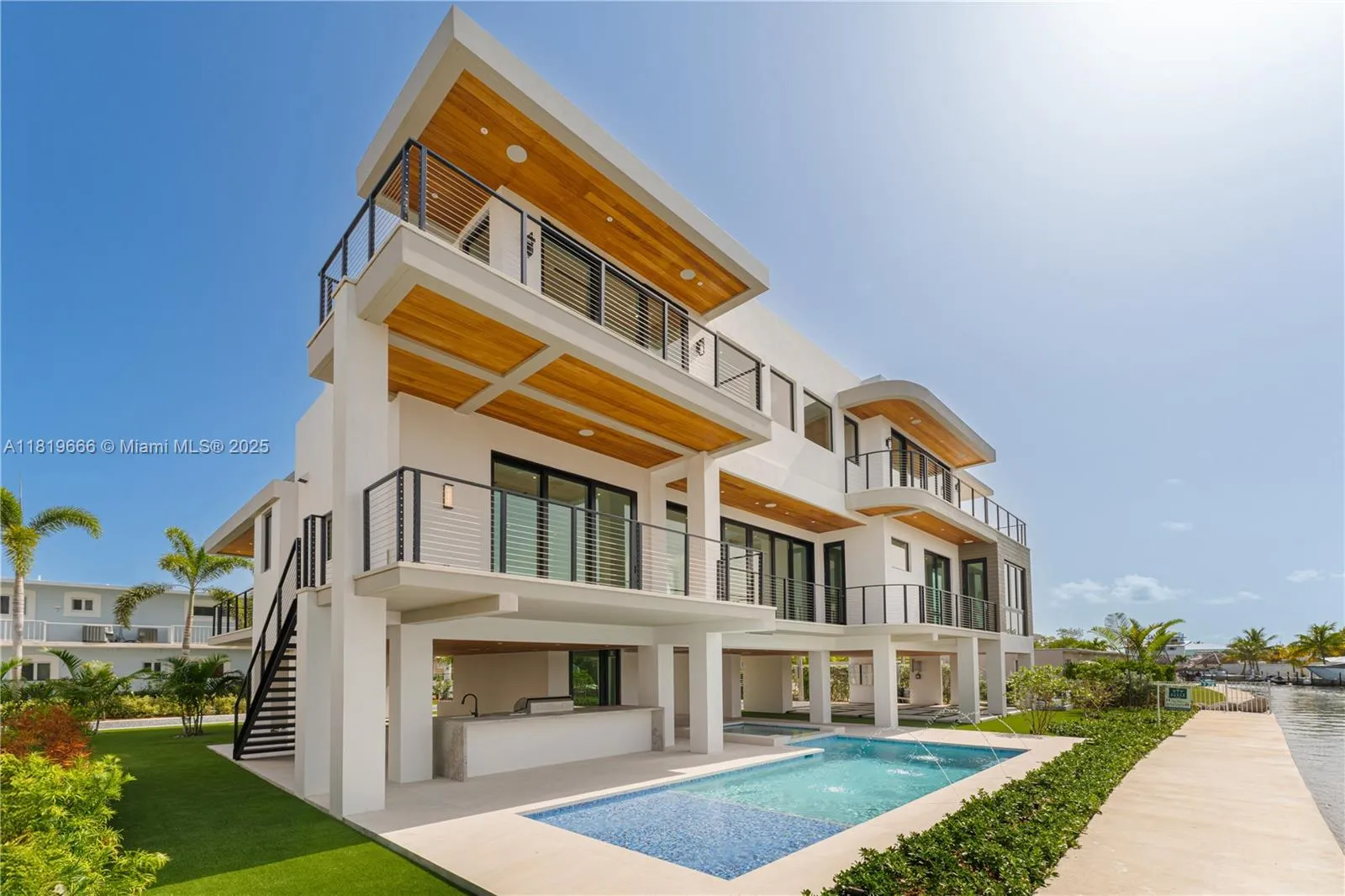 5 bedroom 5 bath for sale at 301 Buttonwood Cir #A, Key Largo FL 33037