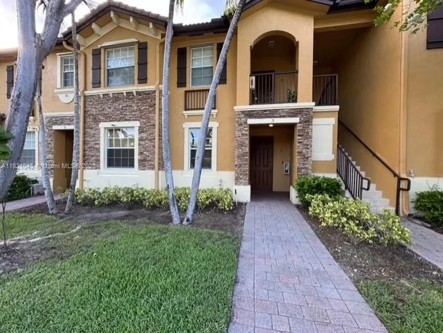 3 bedroom 2 bath for sale at 9267 SW 227th St # 8, Cutler Bay FL 33190