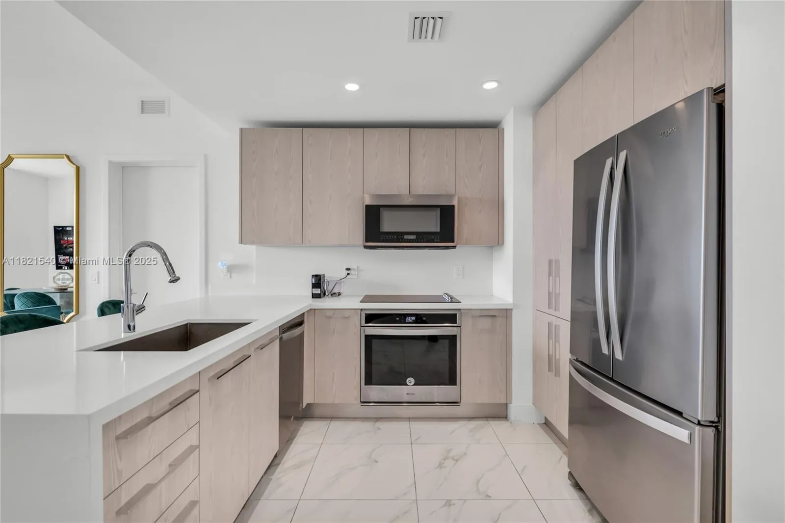 2000 METROPICA WAY # 1507, Sunrise FL 33323