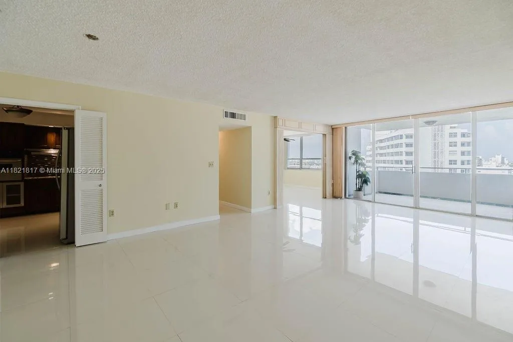 11 Island Ave # 1410, Miami Beach FL 33139