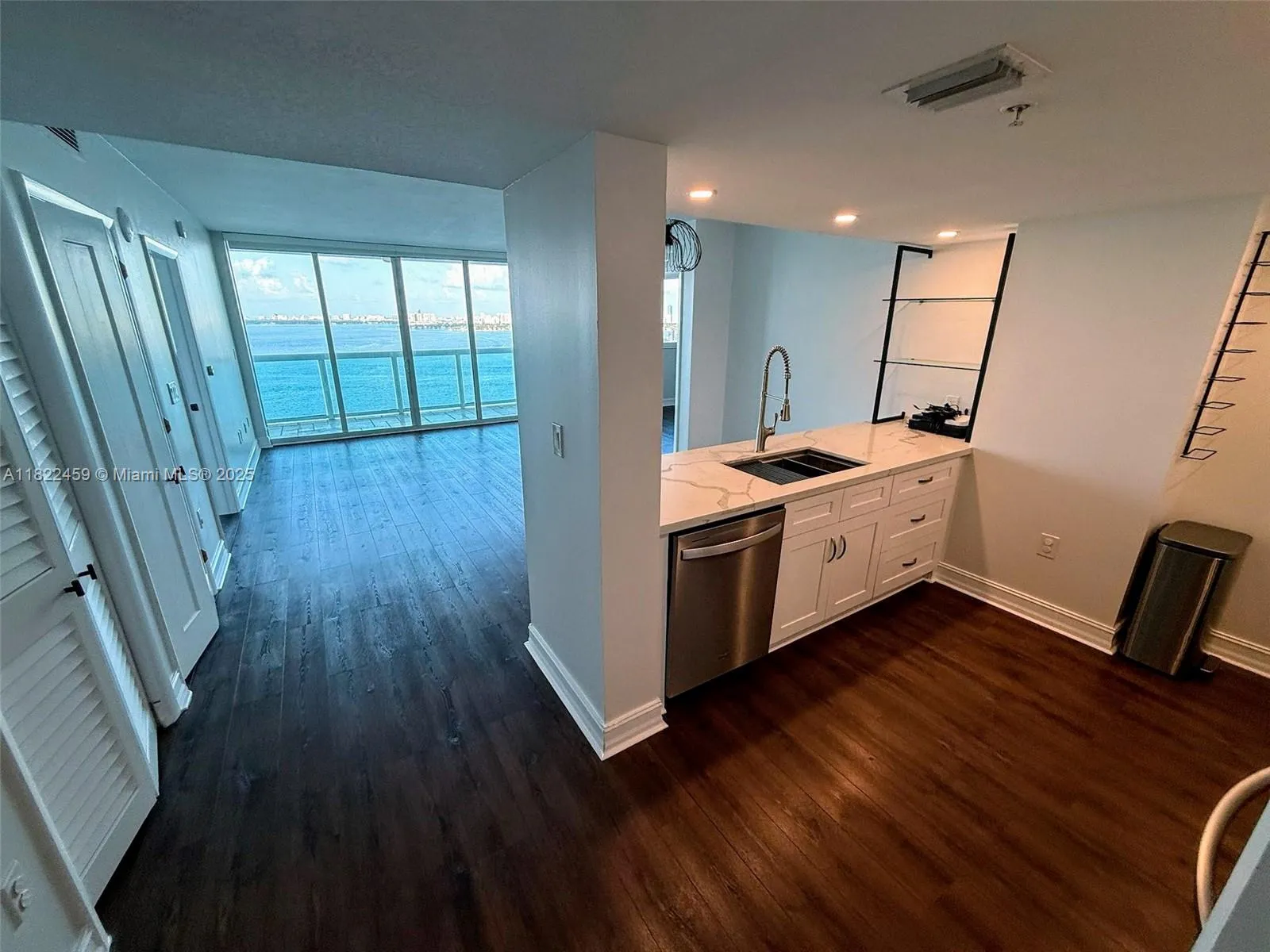 1800 N Bayshore Dr # 2003, Miami FL 33132