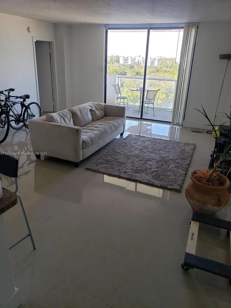 13499 Biscayne Blvd # 1005, North Miami FL 33181