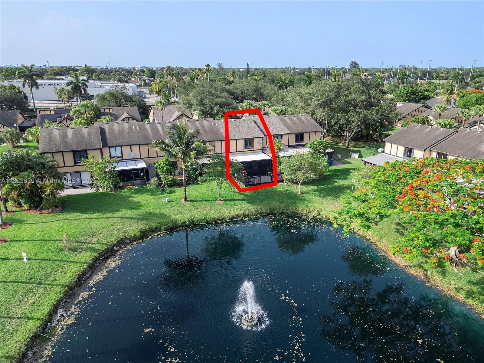 9264 NW 49th Pl, Sunrise FL 33351