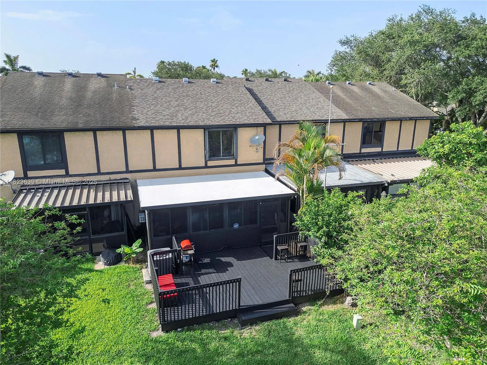 9264 NW 49th Pl, Sunrise FL 33351