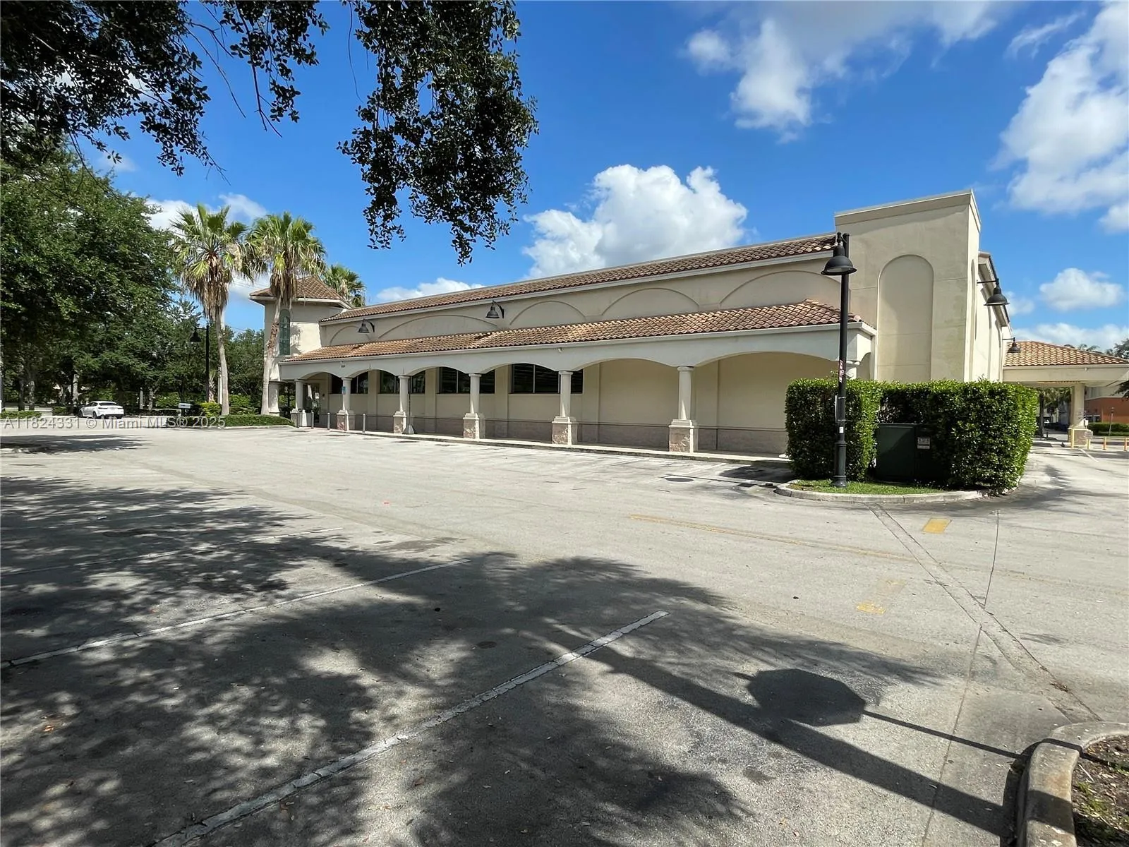 2499 SW 101st Ave, Miramar FL 33025