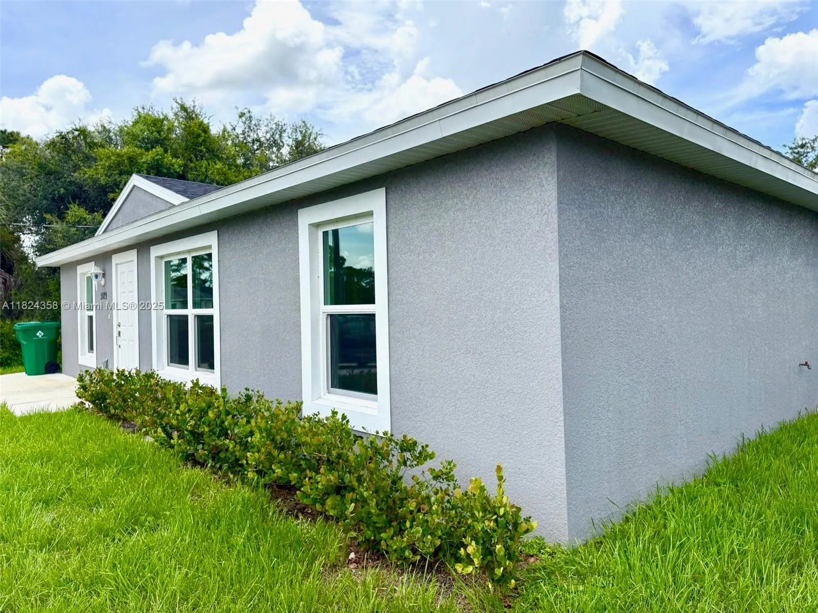 5029 N DOGWOOD CIR, La Belle FL 33935