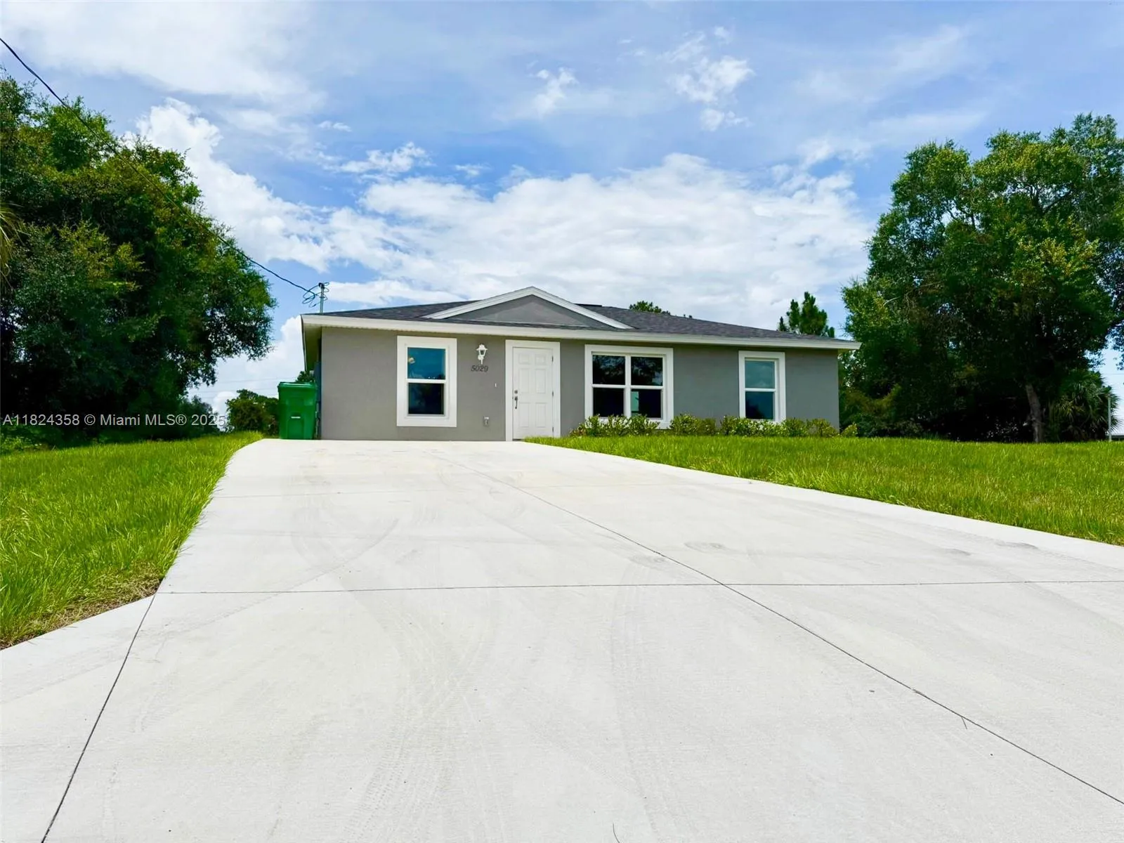 5029 N DOGWOOD CIR, La Belle FL 33935