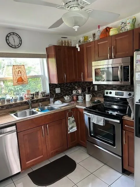 9841 Sunrise Lakes Blvd # 310, Sunrise FL 33322