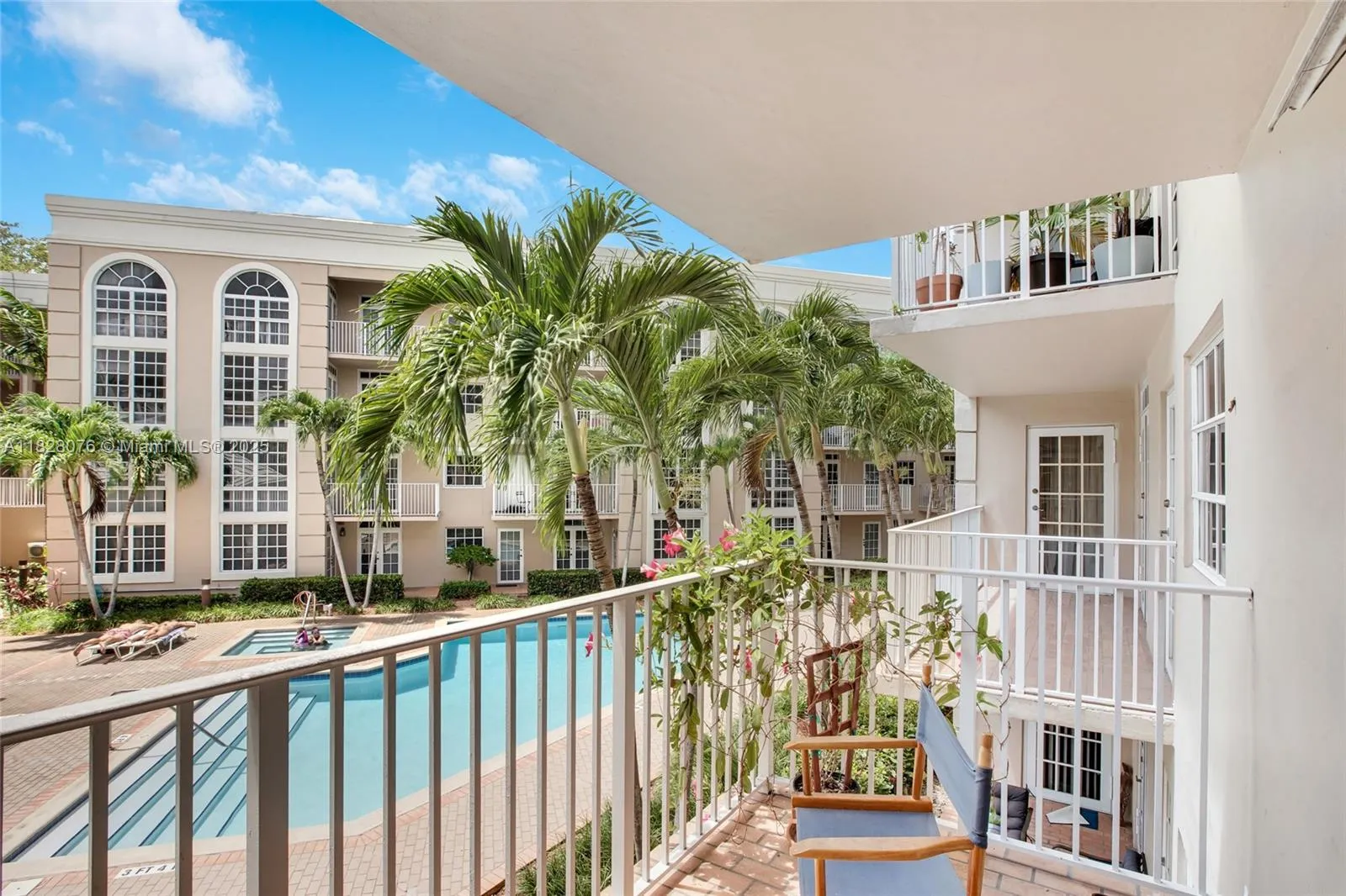 2 bedroom 2 bath for sale at 1280 S Alhambra Cir # 2206, Coral Gables FL 33146