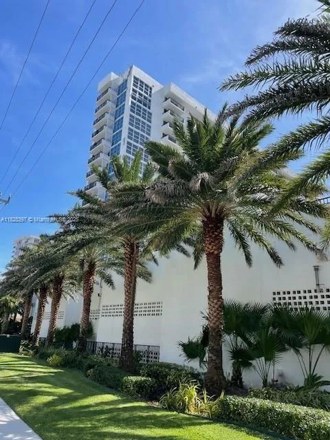525 N Ocean Blvd # 1017, Pompano Beach FL 33062