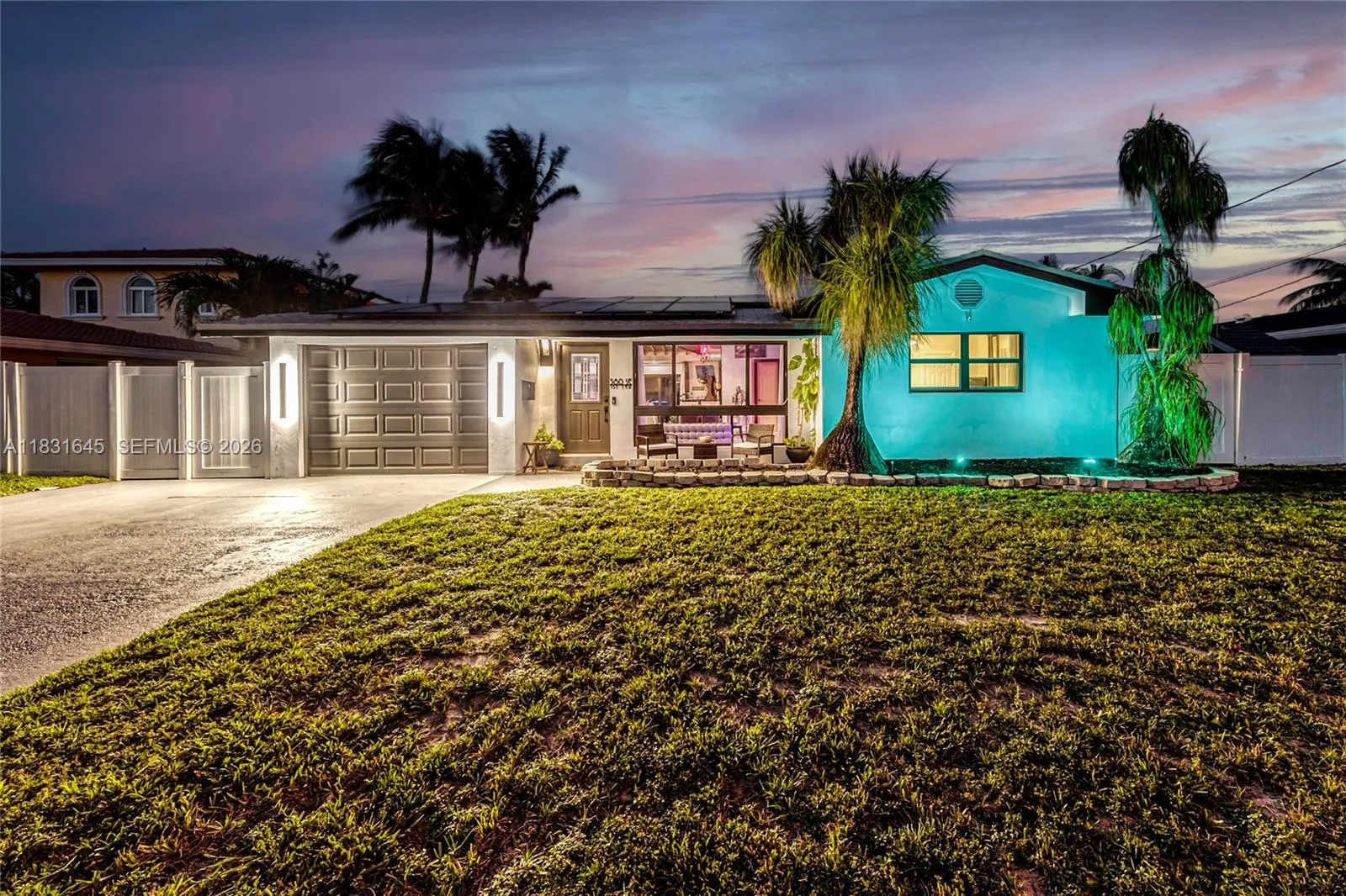 3 bedroom 2 bath for sale at 380 SE 1st Ter, Pompano Beach FL 33060