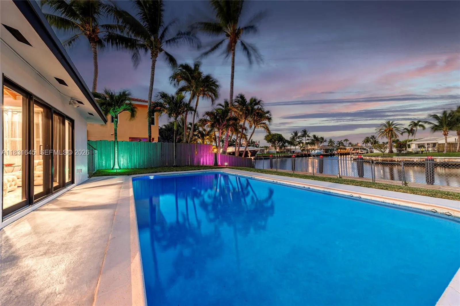 380 SE 1st Ter, Pompano Beach FL 33060