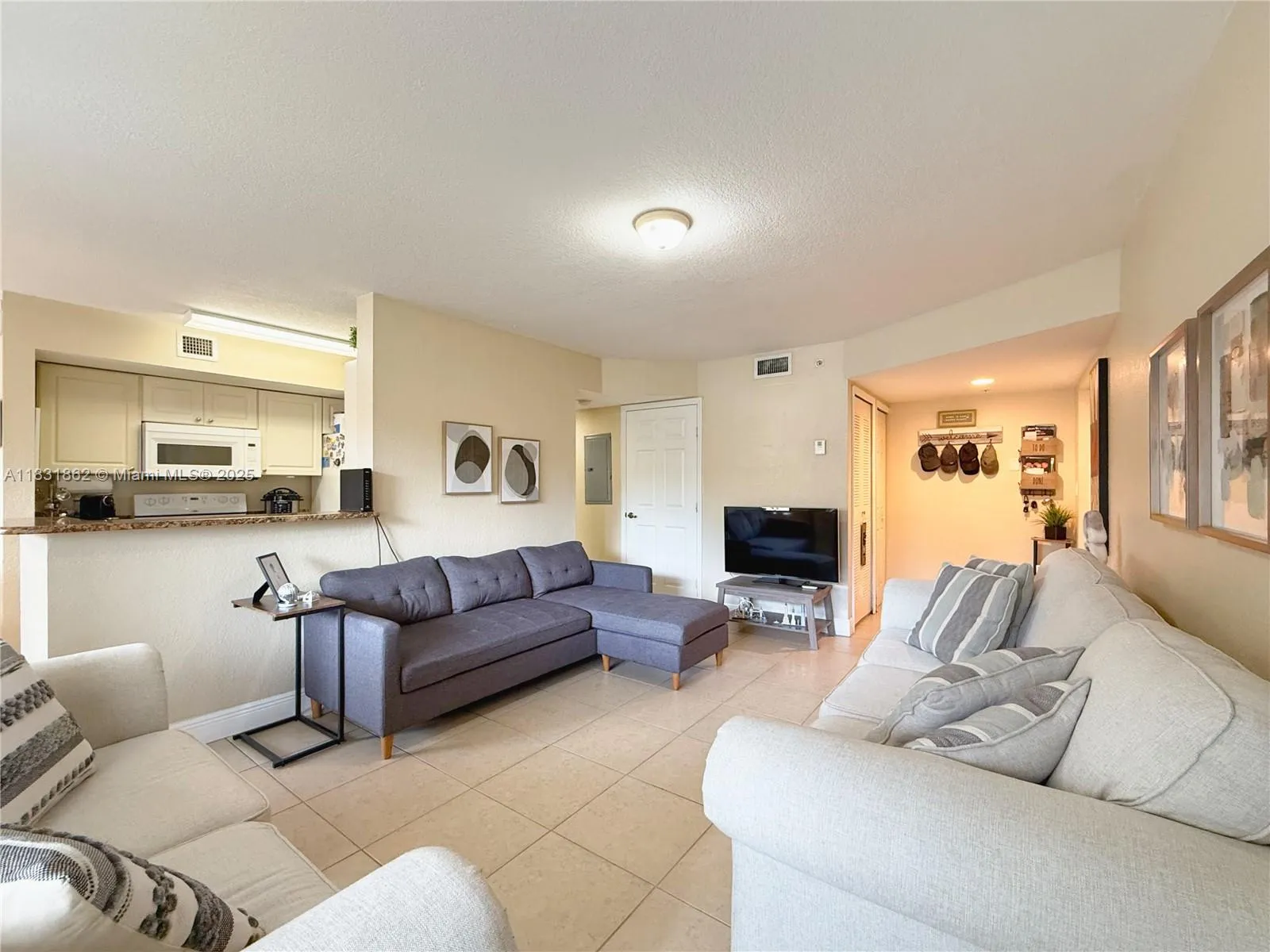 21150 SW 87th Ave # 105, Cutler Bay FL 33189