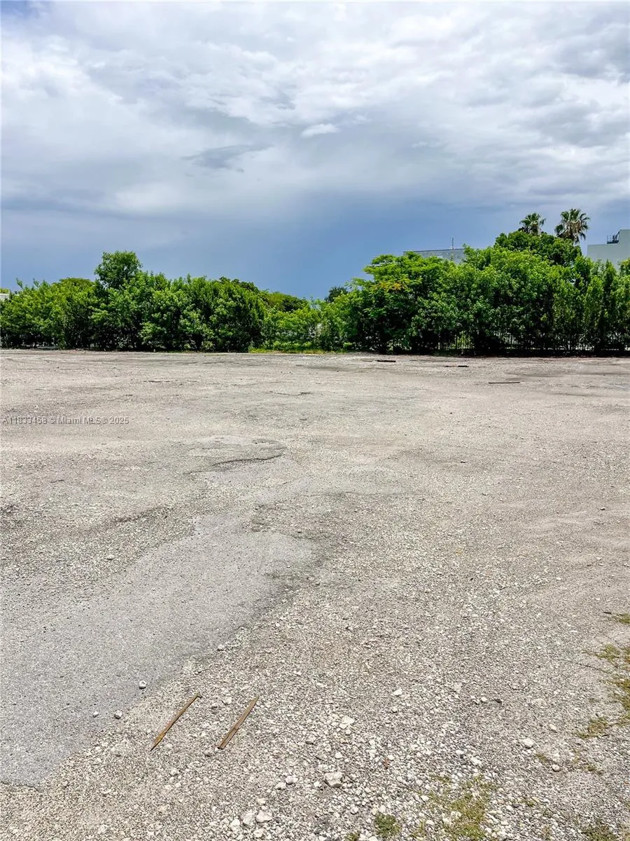 for sale at 1401 NW 108th Ave, Sweetwater FL 33172