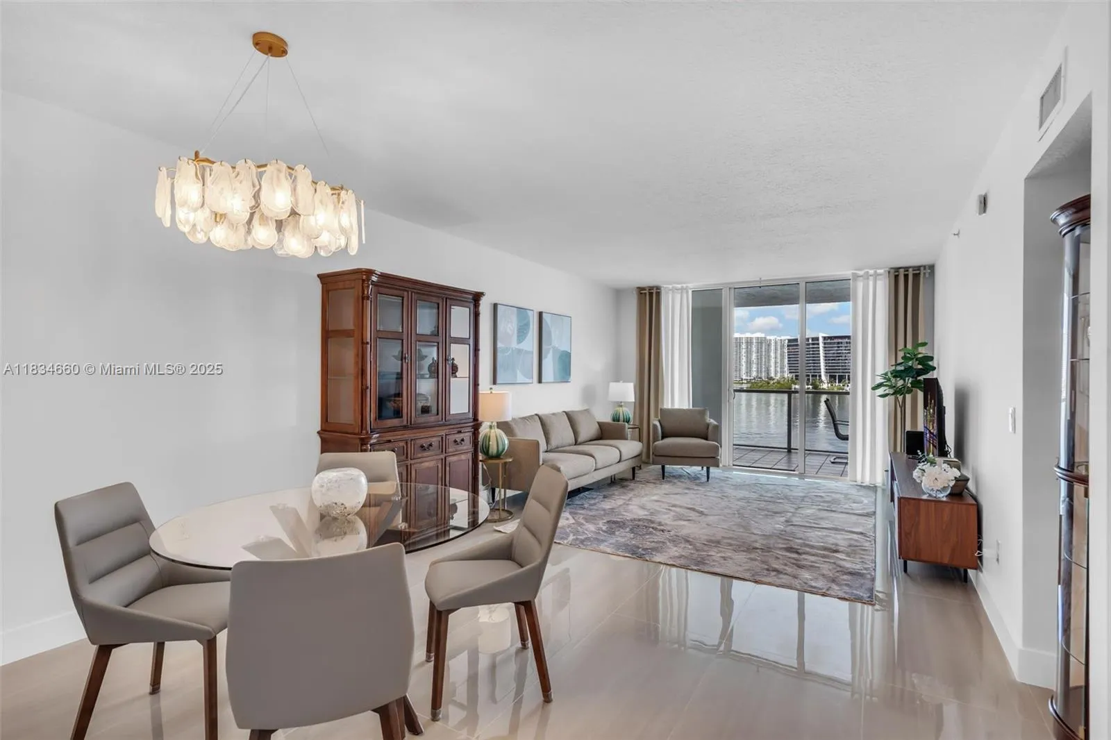 18100 N Bay Rd # 709, Sunny Isles Beach FL 33160