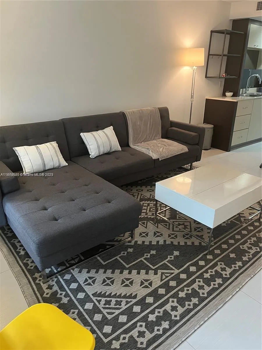 2130 Park Ave # 4, Miami Beach FL 33139