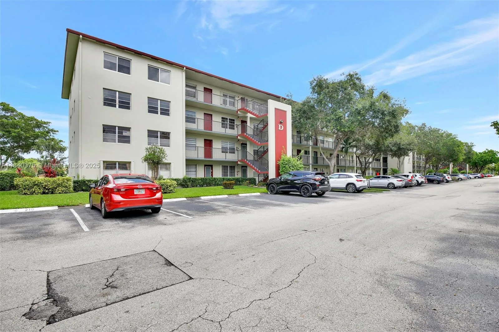 13255 SW 7th Ct # 115D, Pembroke Pines FL 33027