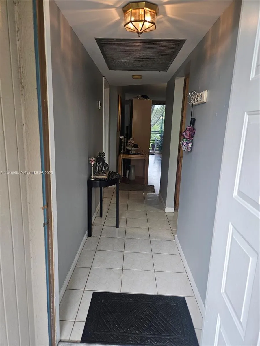 2 bedroom 2 bath for sale at 901 Colony Point Cir # 408, Pembroke Pines FL 33026