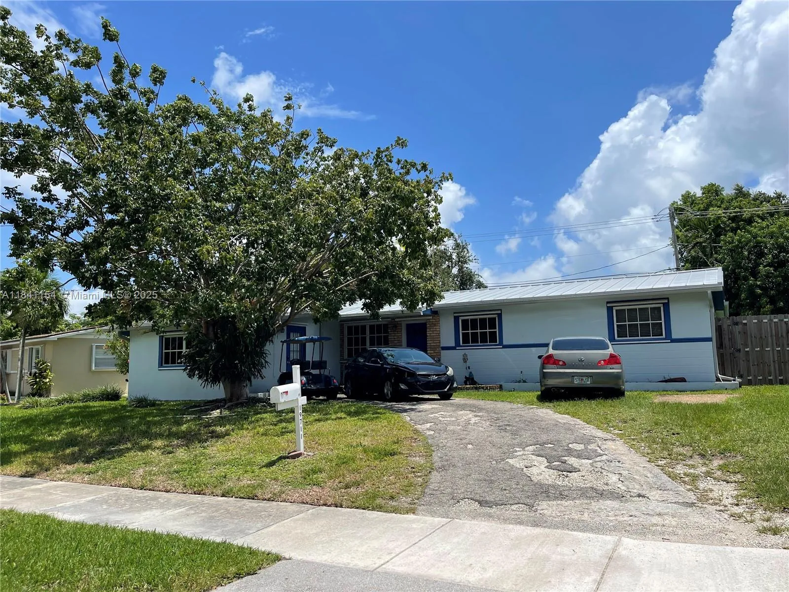 19711 Whispering Pines Rd, Cutler Bay FL 33157