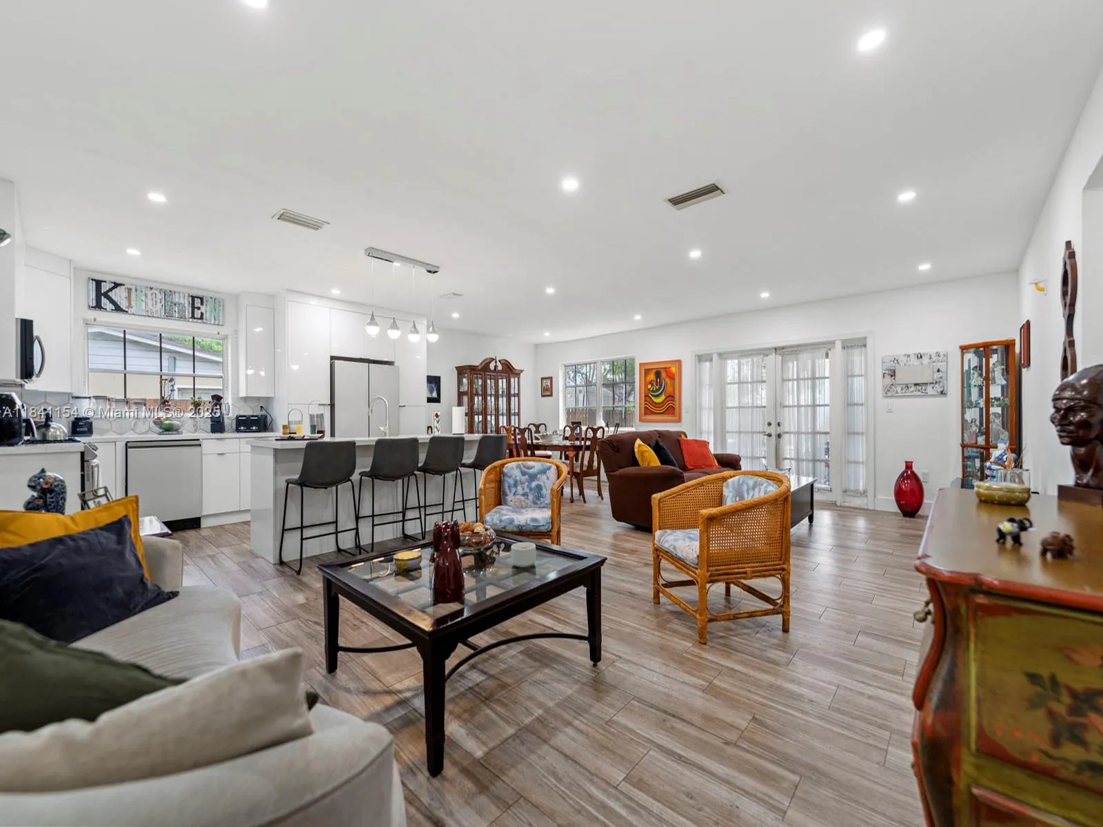 19711 Whispering Pines Rd, Cutler Bay FL 33157