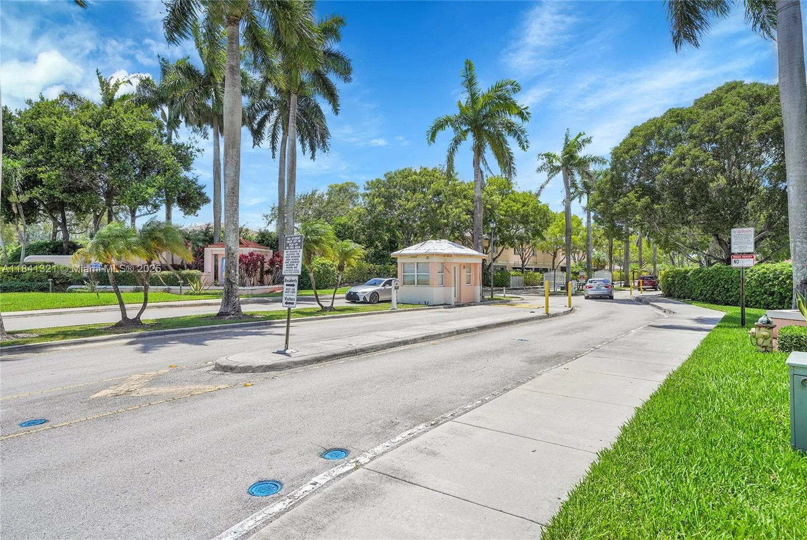 20845 NW 3rd Ct, Pembroke Pines FL 33029