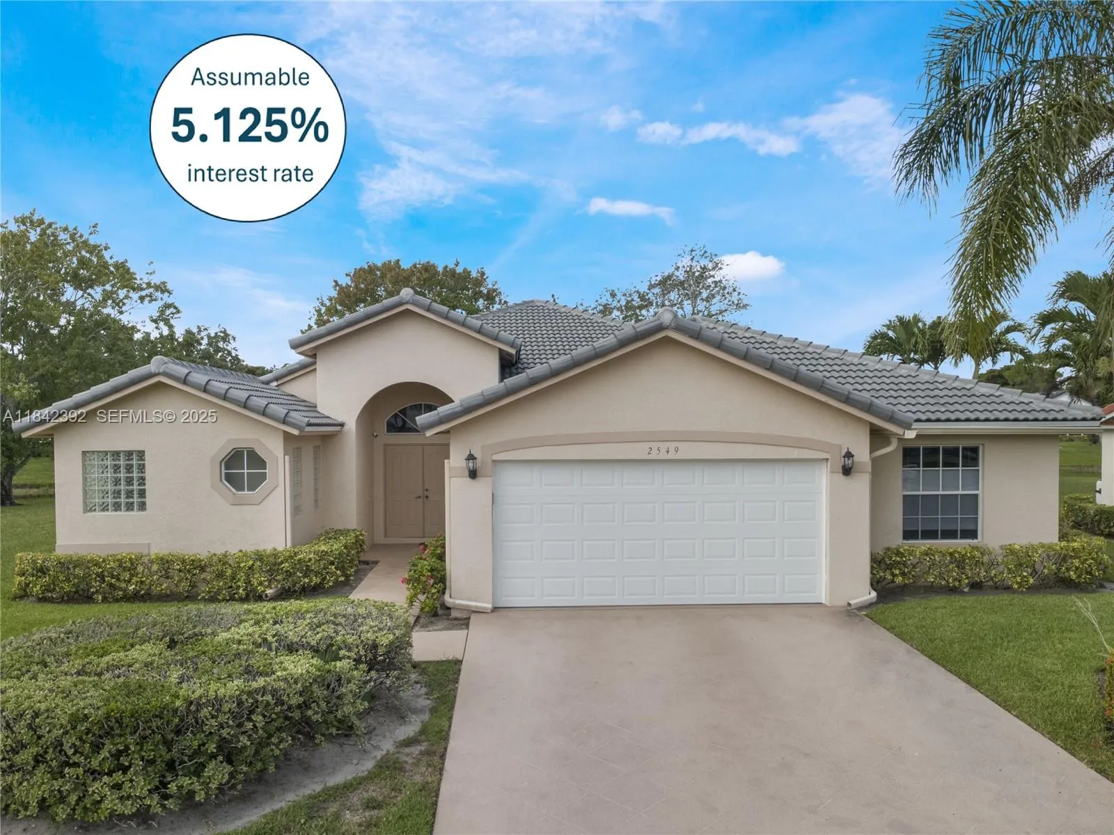 3 bedroom 2 bath for sale at 2549 Egret Lake Dr, Green Acres FL 33413