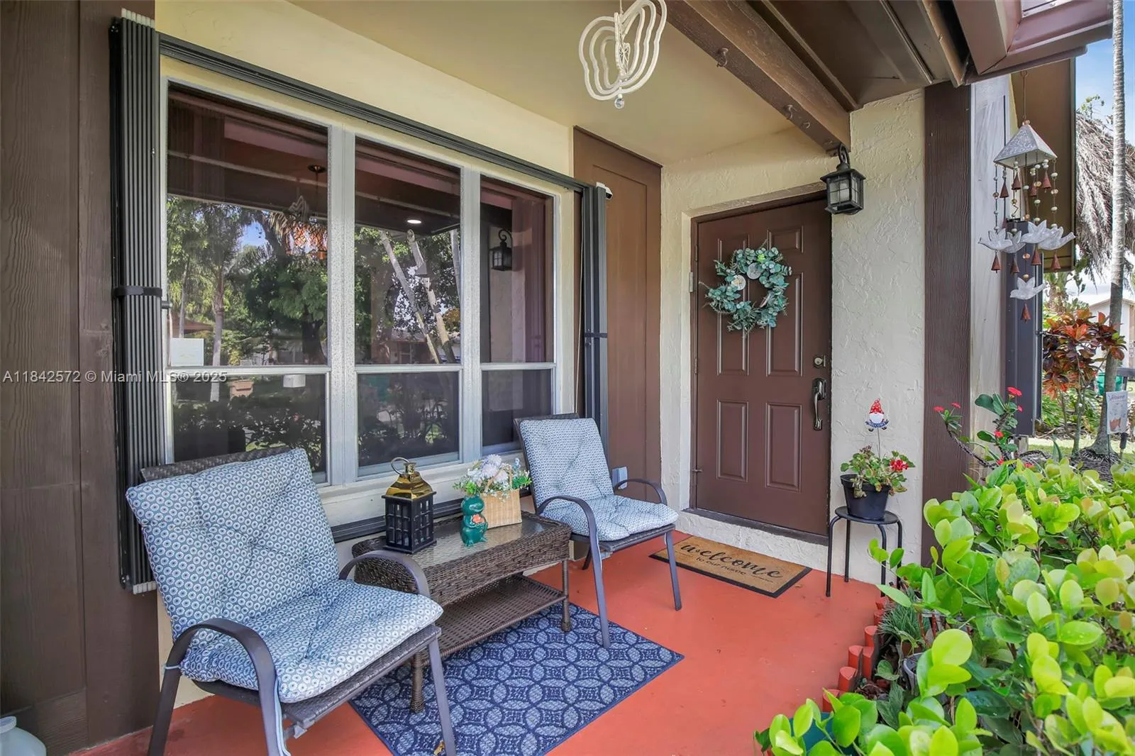 2078 SW 71st Way, Davie FL 33317