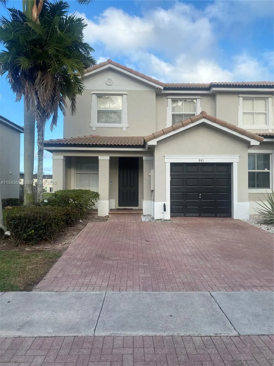 3 bedroom 2 bath for sale at 991 NE 42nd Ave # 0, Homestead FL 33033