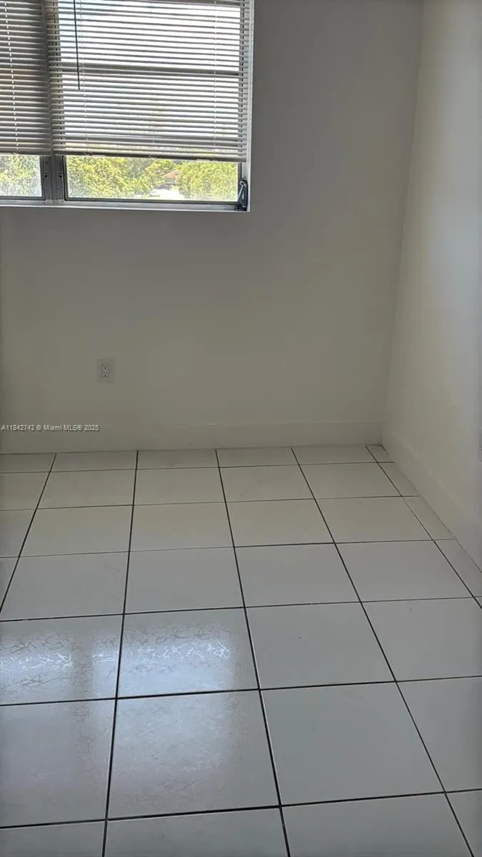 1475 NE 125th Ter # 414K, North Miami FL 33161