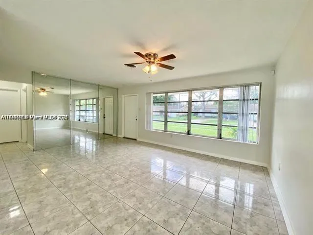 6521 NW 21st St, Sunrise FL 33313