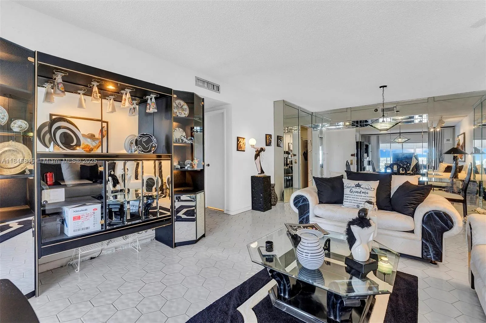 3850 Washington St # 1114, Hollywood FL 33021