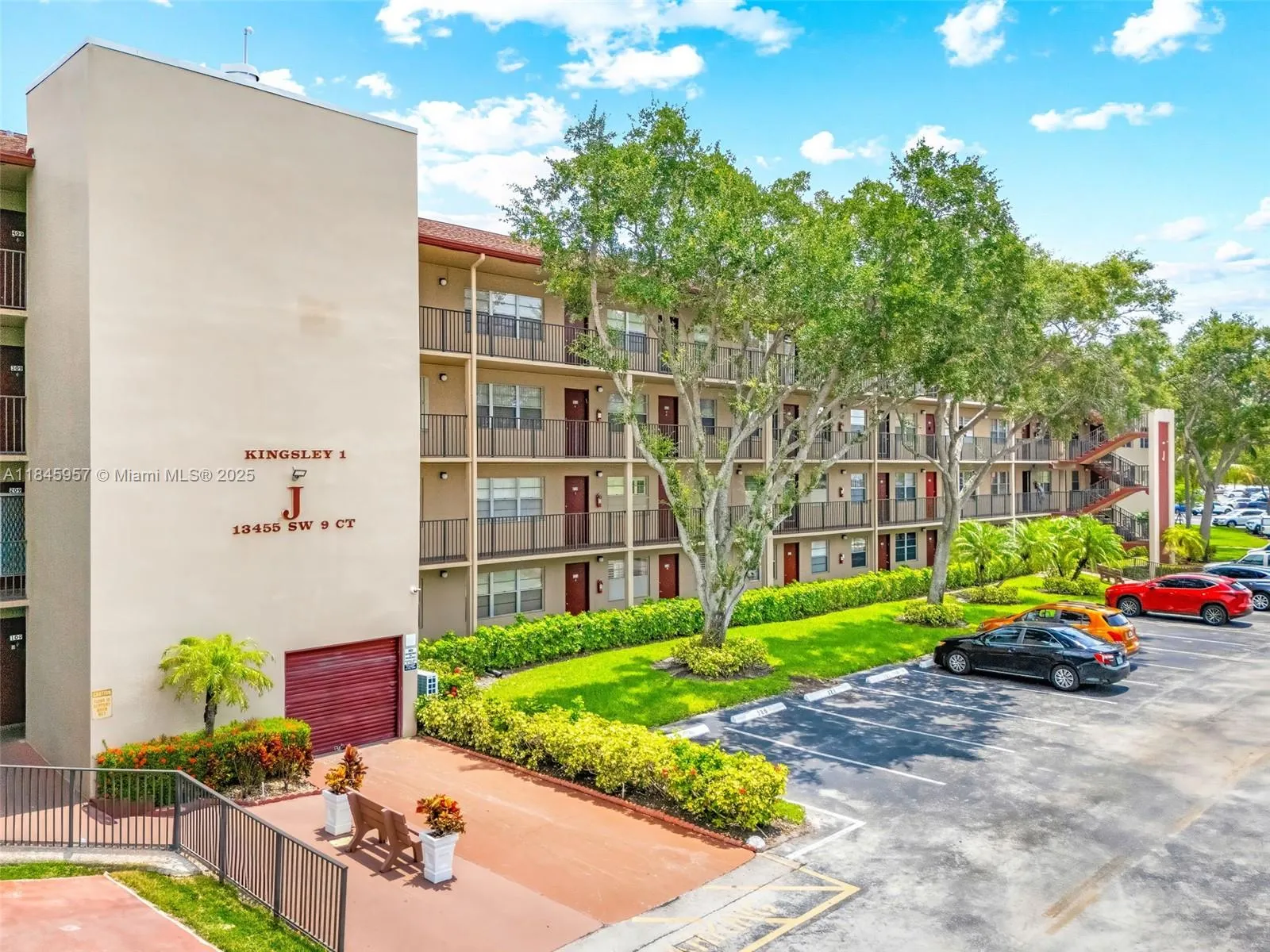 13455 SW 9th Ct # 315J, Pembroke Pines FL 33027