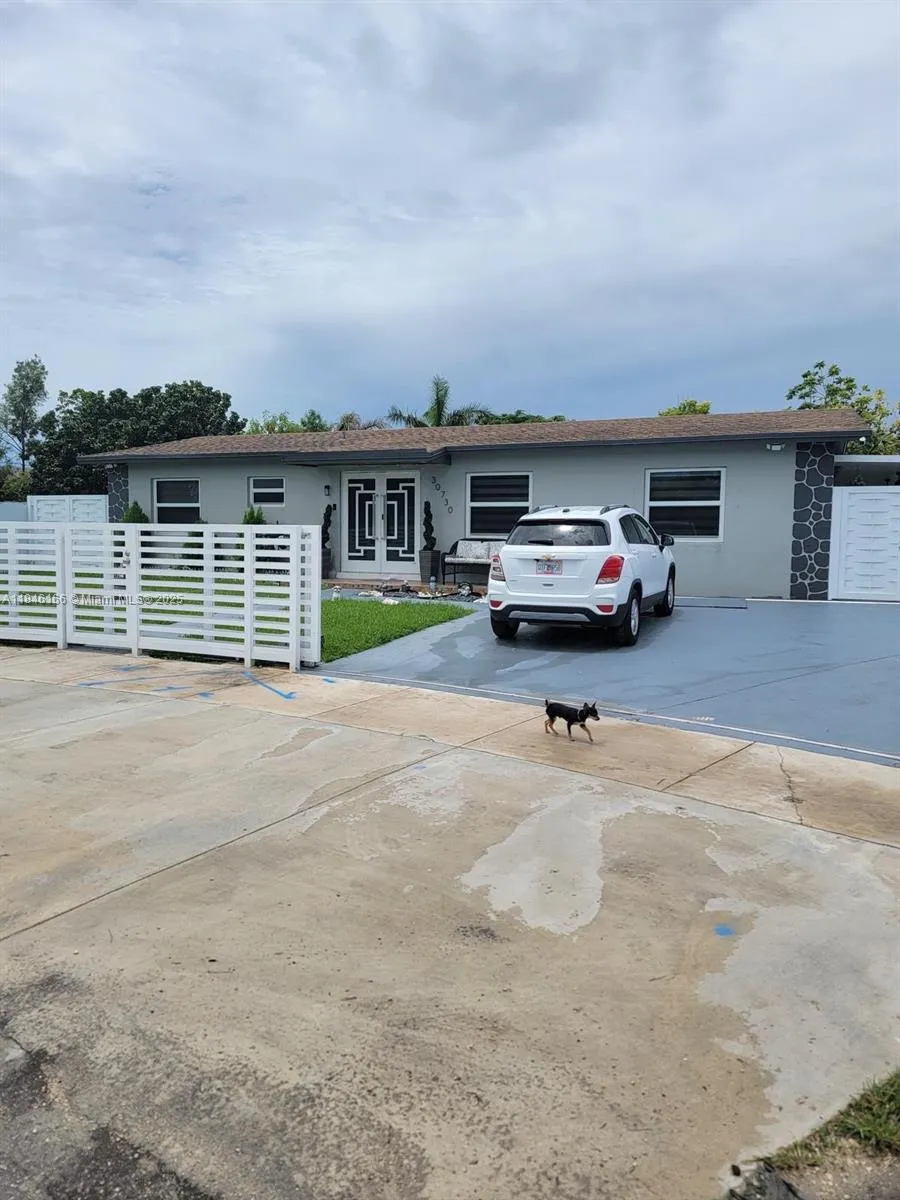 5 bedroom 2 bath for sale at 30730 SW 156th Ave, Homestead FL 33033