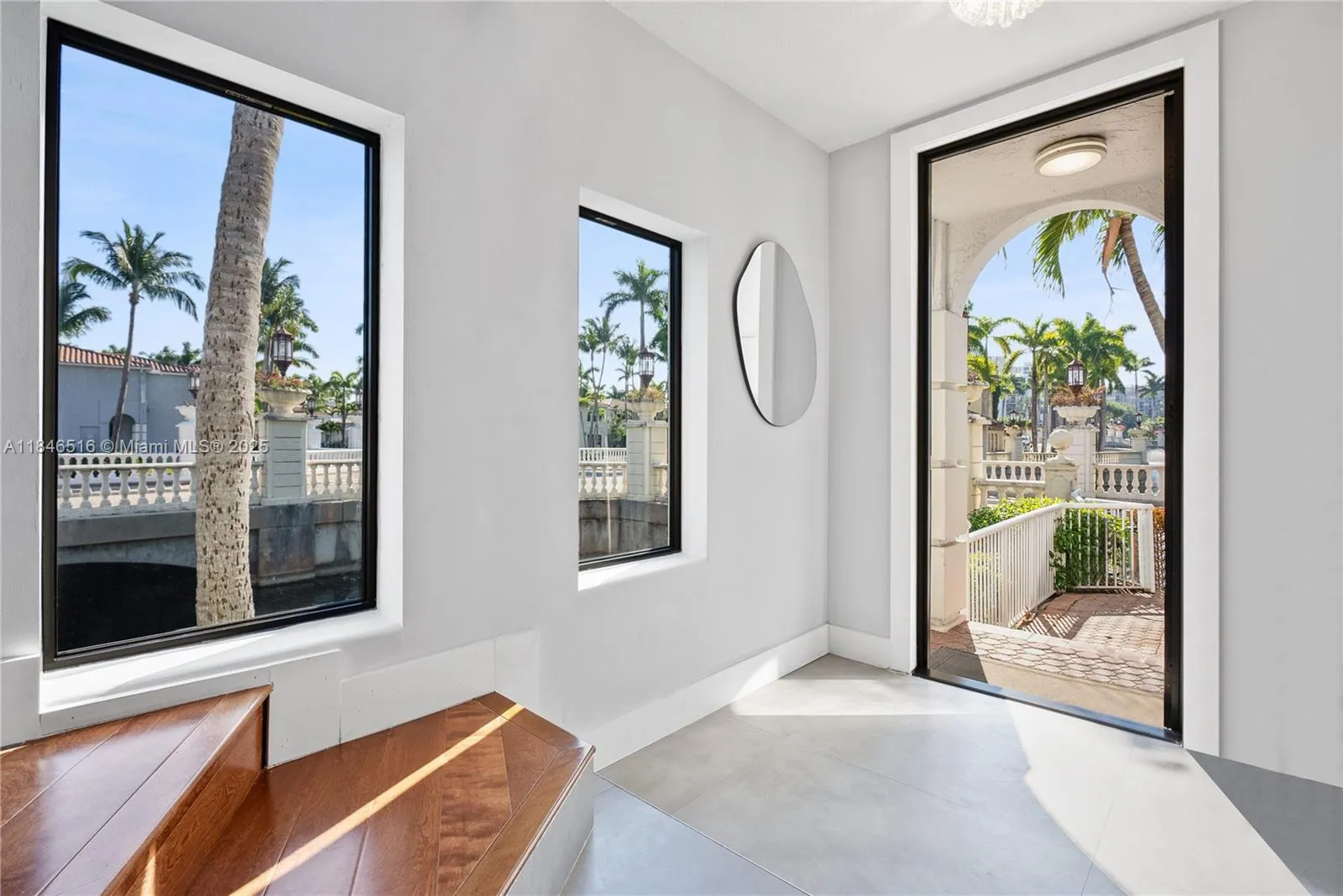 3095 NE 208th Ter, Aventura FL 33180