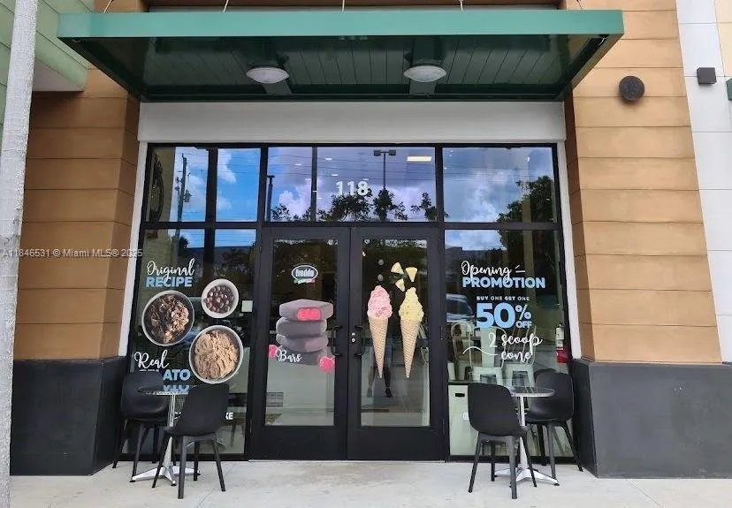 306 SW 145 Avenue, Pembroke Pines FL 33027