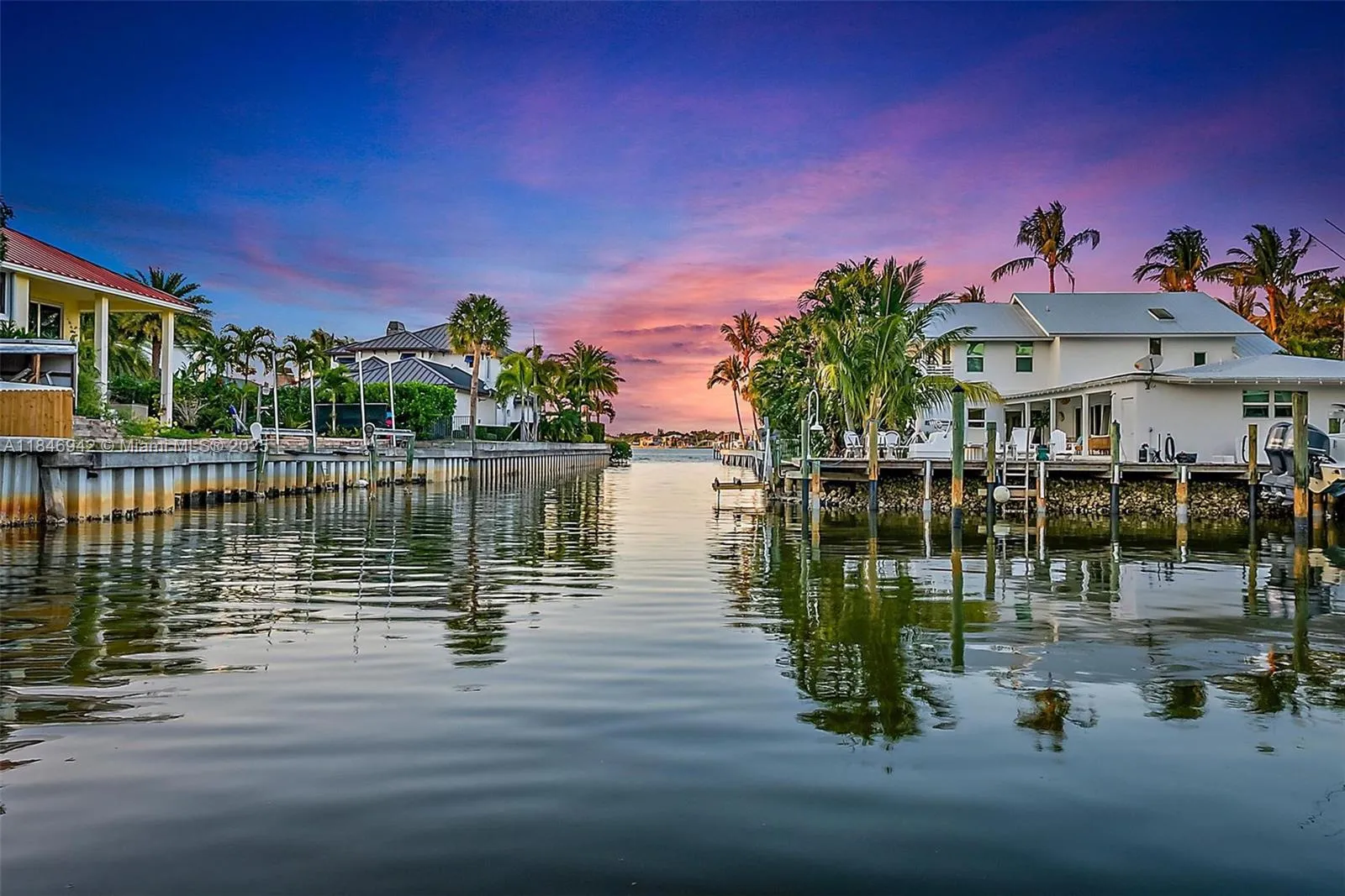 4 bedroom 2 bath for sale at 934 Penn Trl, Jupiter FL 33458