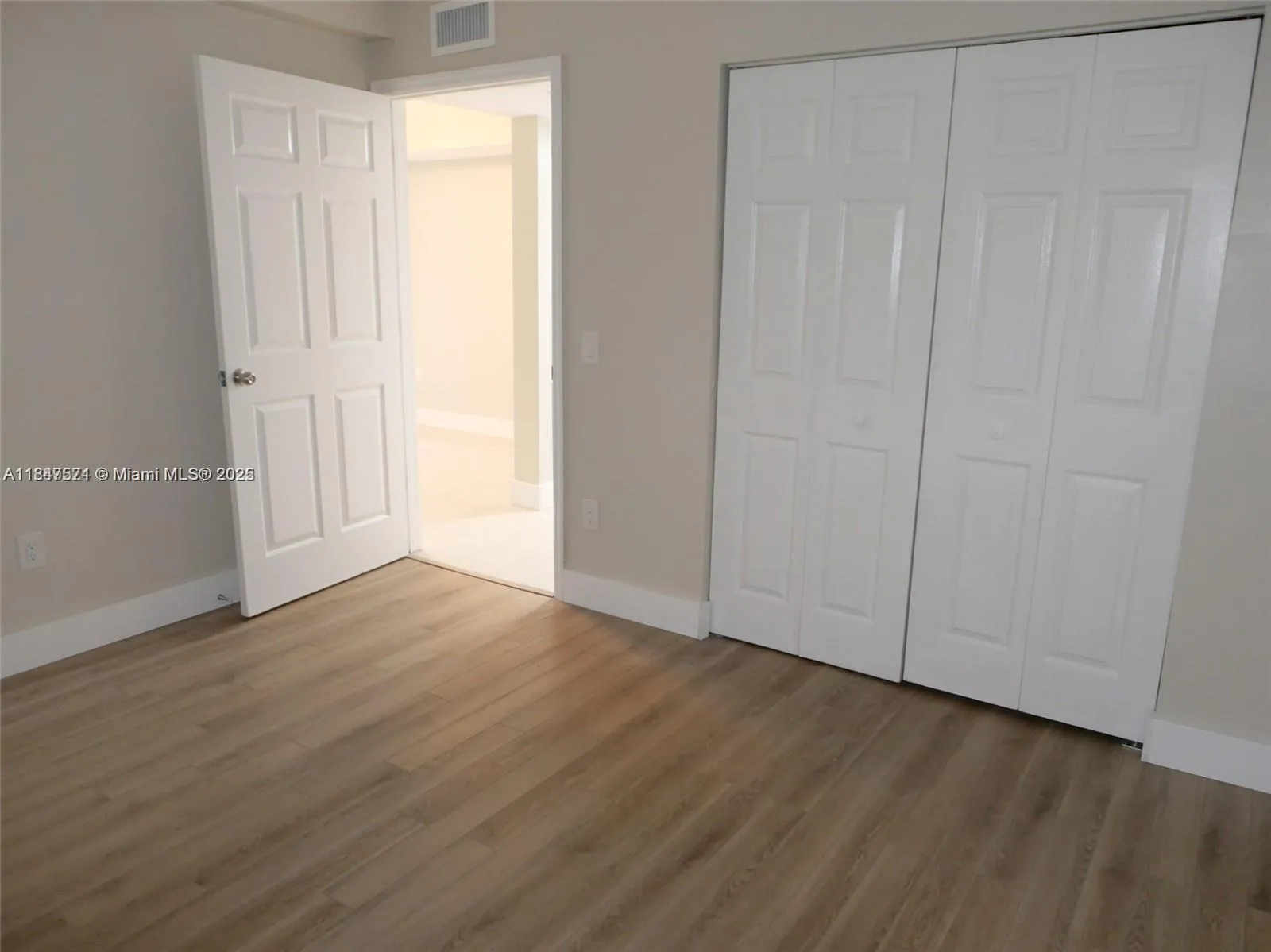 9640 NW 2nd St # 206, Pembroke Pines FL 33024