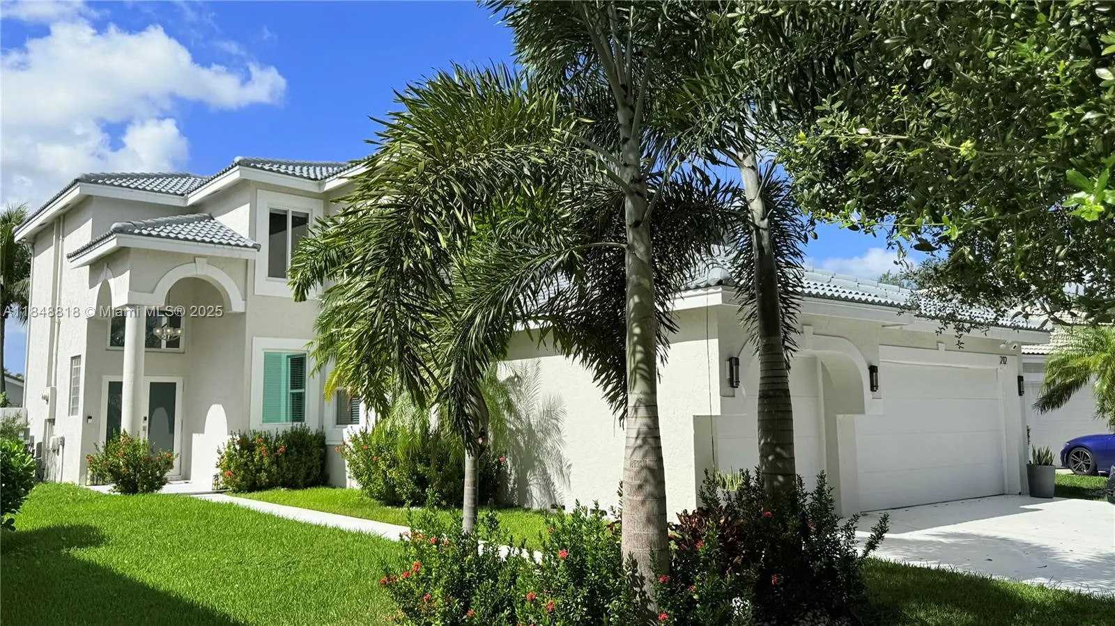 5 bedroom 3 bath for sale at 212 SW 179th Ave, Pembroke Pines FL 33029