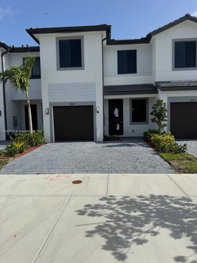 3 bedroom 2 bath for sale at 18963 SW 345th Ter # 18963, Homestead FL 33034