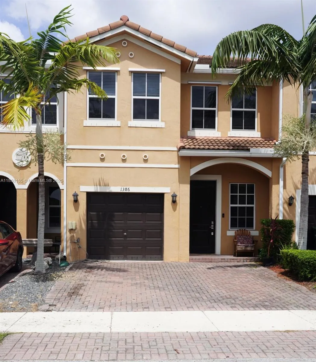 4 bedroom 3 bath for sale at 1386 SE 23rd Ter, Homestead FL 33035